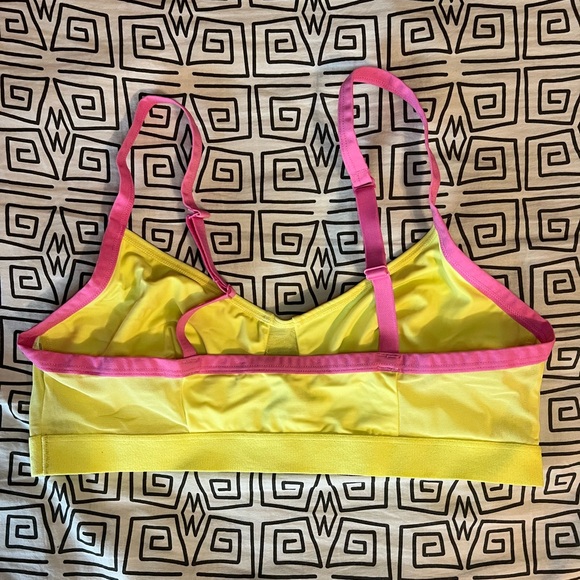Colsie Bralette - Picture 4 of 6